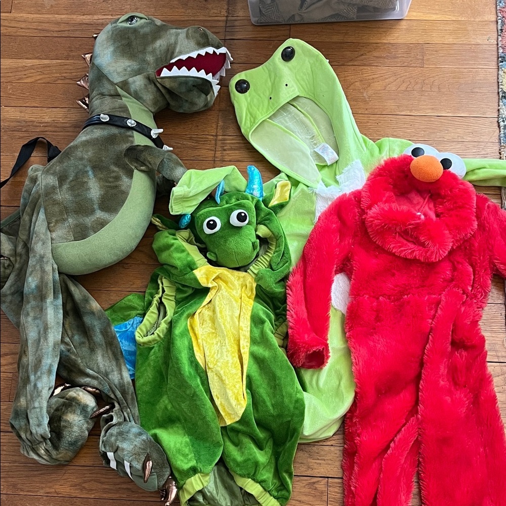 Kids Elmo Dinosaur Dragon and Frog Costume Set - Green, Red